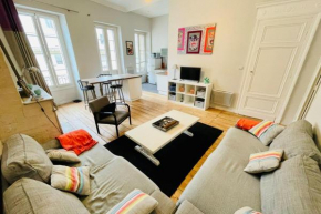 Renovated Furnished Apartment in The Heart of Historic Bordeaux